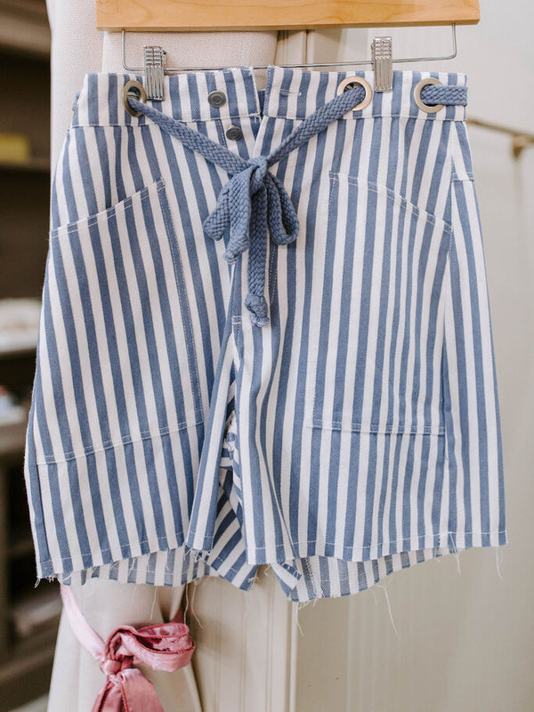 blue striped frayed hem denim shorts