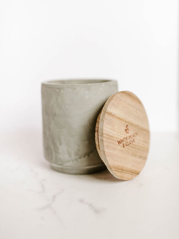 White Peach and Clove