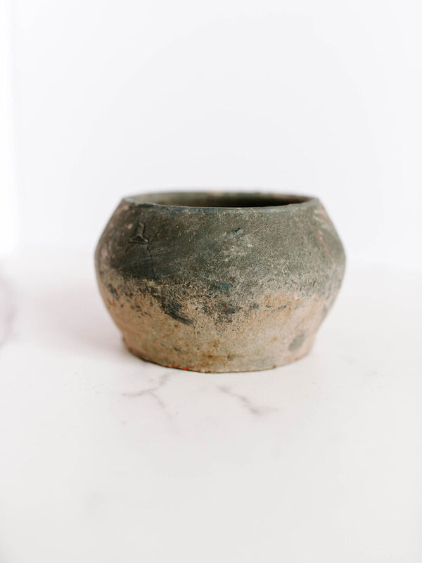 Andover Terra Cotta Farm Pots, Mossed Blackstone, 5.9"