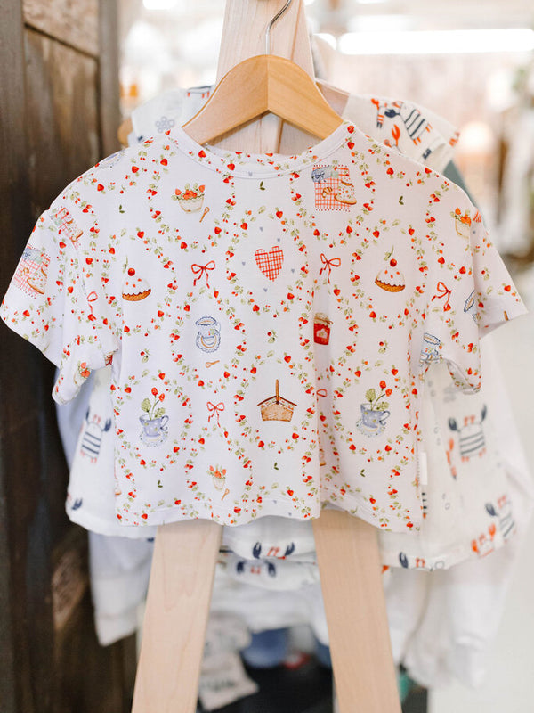 strawberry patch oversized summer set