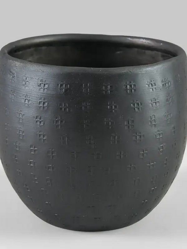 Small Anga Aluminum Ethnic Black Pot