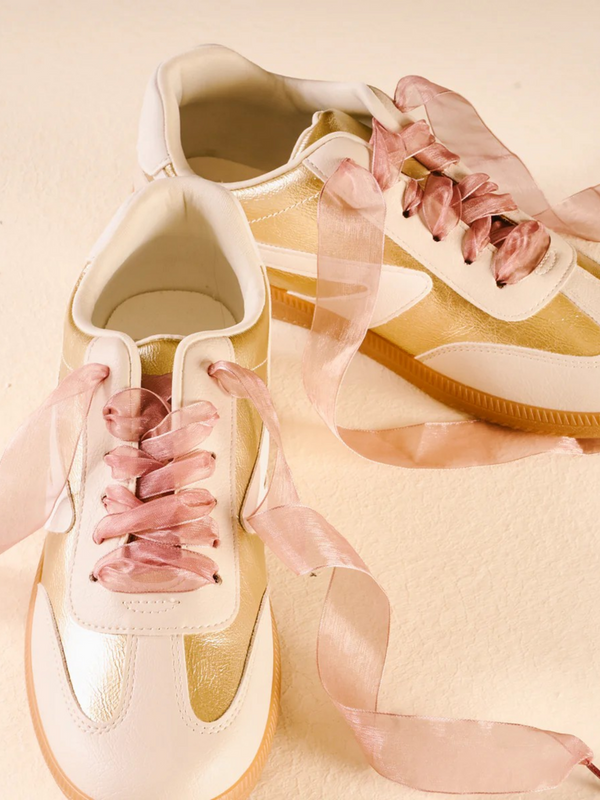 sheer mauve shoelaces