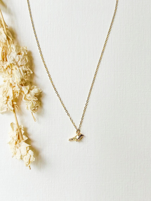 dainty bird necklace