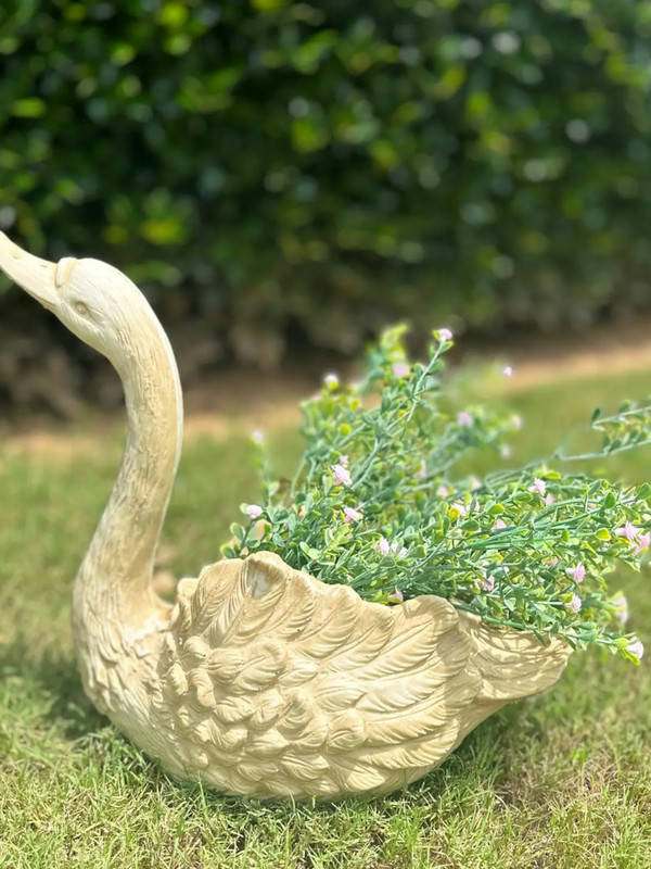 head up resin swan planter