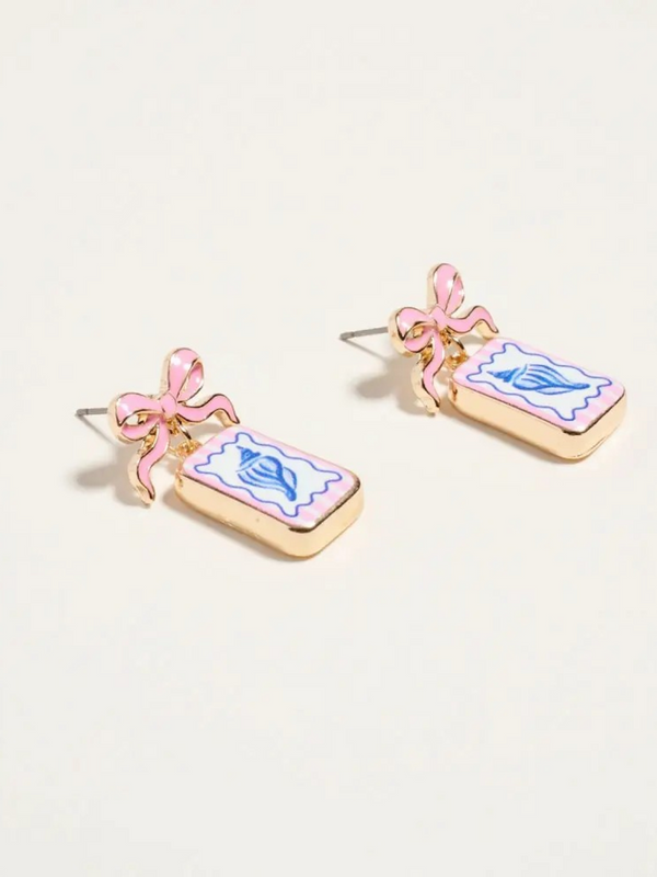 conch coastal beach earrings