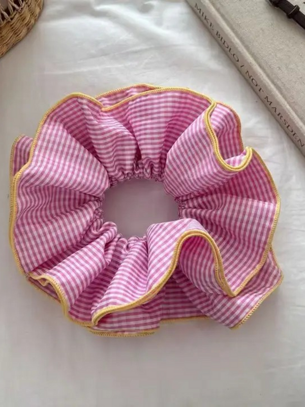 pink checkered frill oversized scrunchie