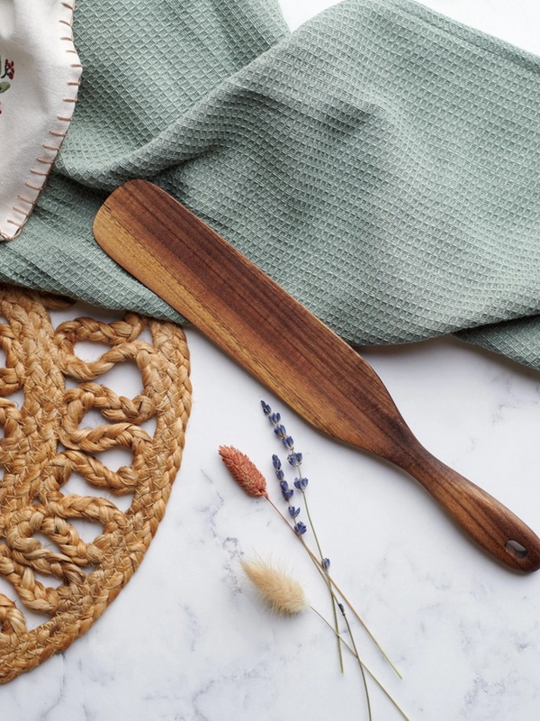 Simple Farm Narrow Spatula