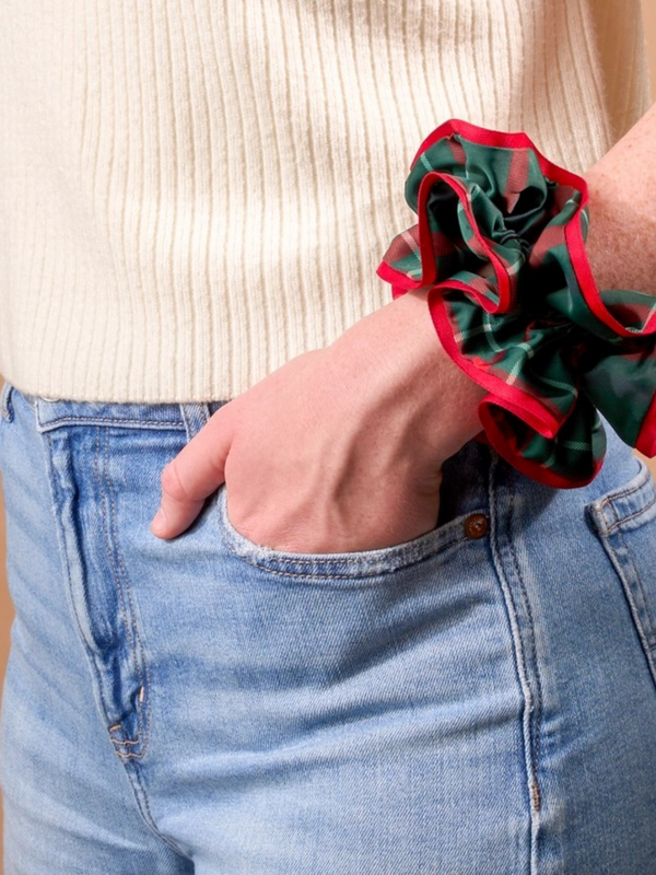 evergreen plaid Ruffle Up Scrunchie