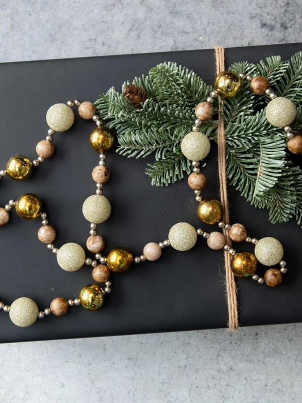 6' White, Gold & Silver Ball Garland