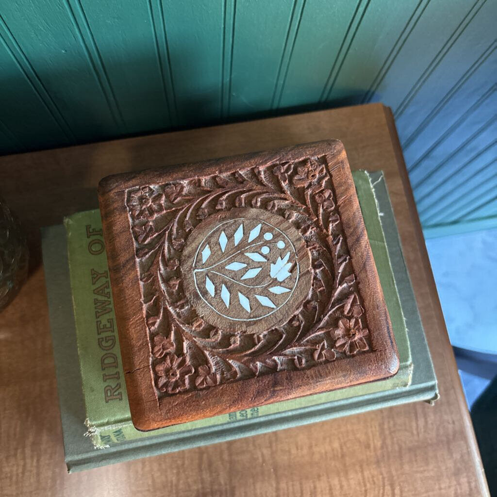 Square Wooden Etched Box - Hand Carved in India