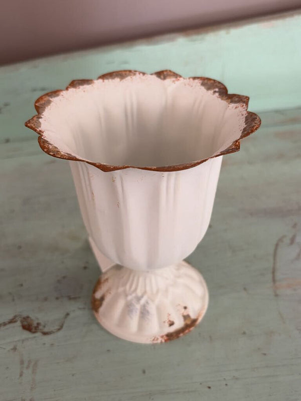 tall scalloped cup planter