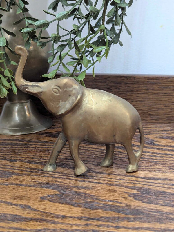Vintage brass elephant 5"W x 4-1/2"H