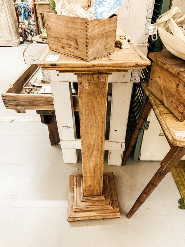 Square plant stand