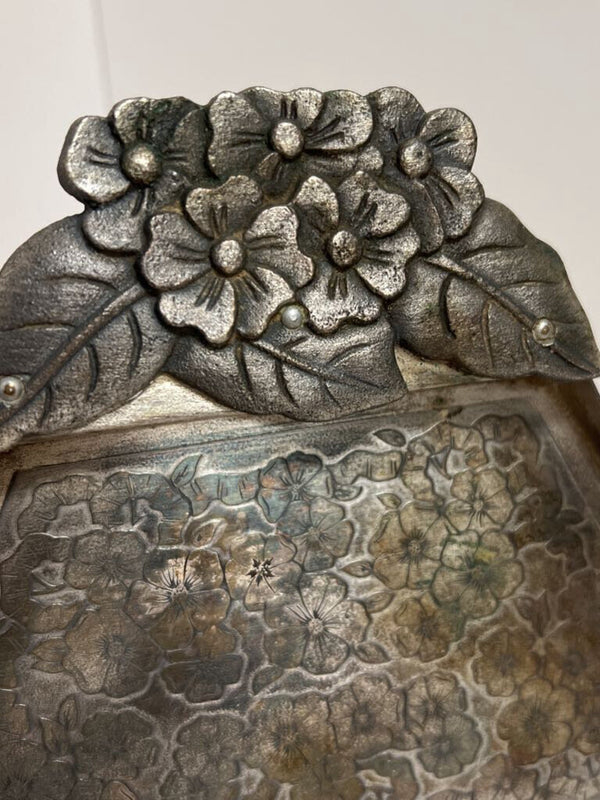 floral metal dust pan