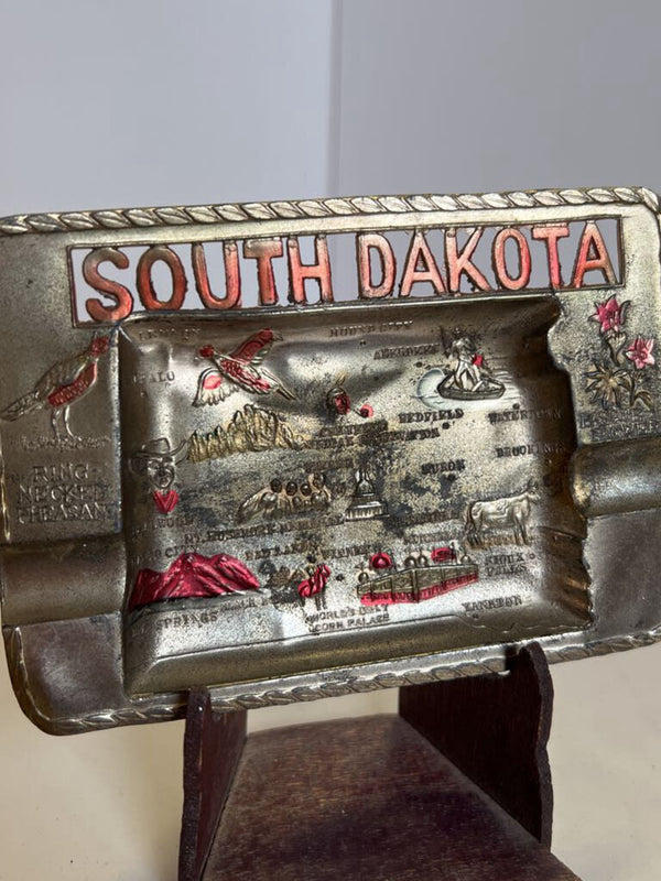 South Dakota Ashtray (Silver & Red)