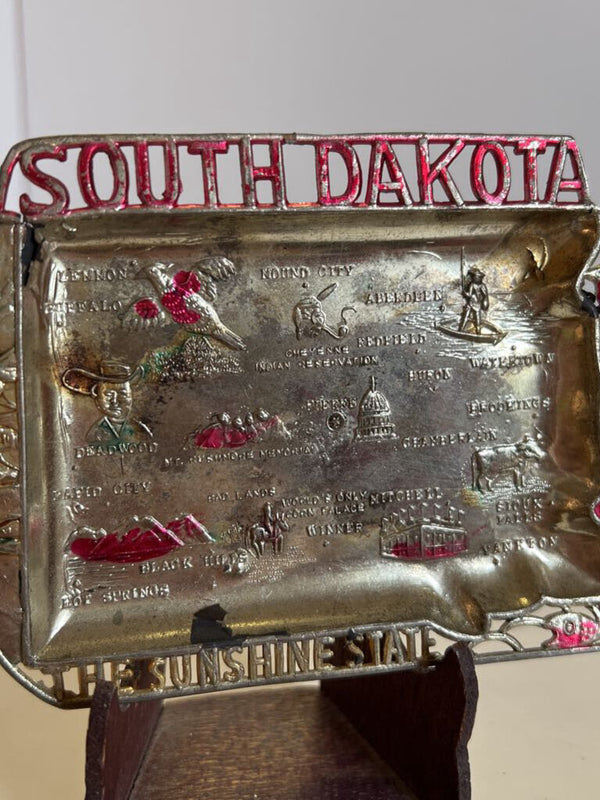 South Dakota "The Sunshine State" Ashtray (style 1)