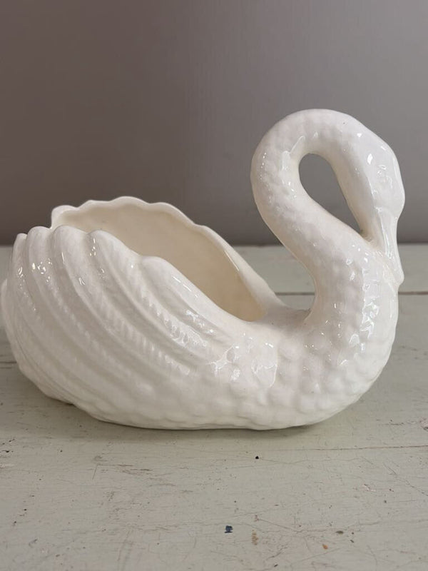 swan planter