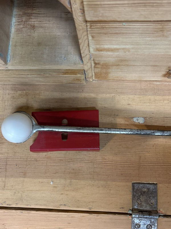 Red Egg Scale