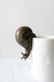 snail pot hugger