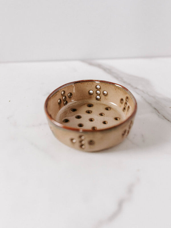 Tan Stoneware Berry Bowl