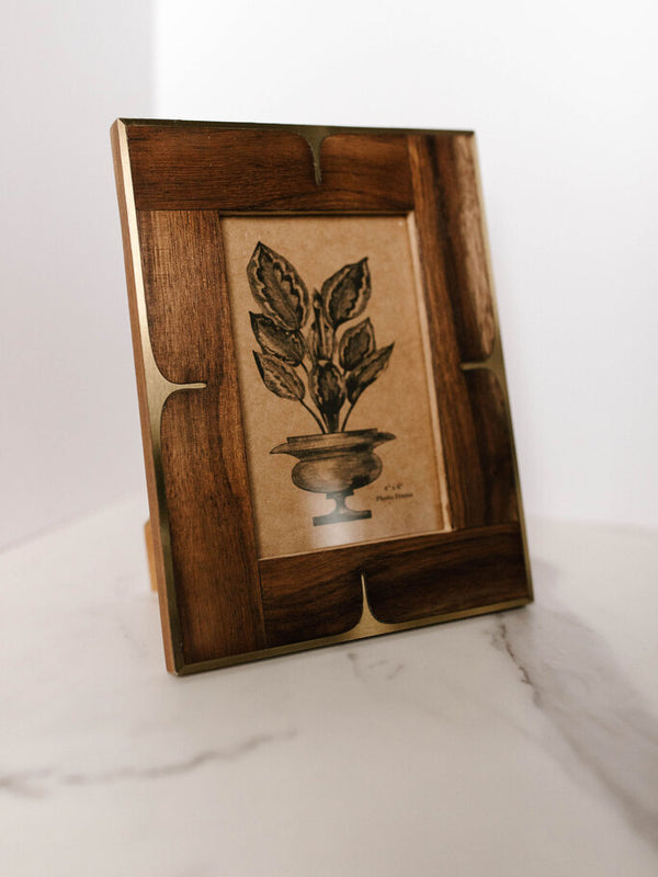 Picture Frame, Wood & Brass 4x6
