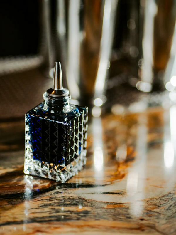 3.75oz diamond bitters bottle