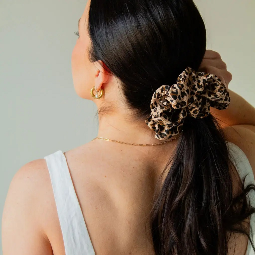jumbo leopard print scrunchie