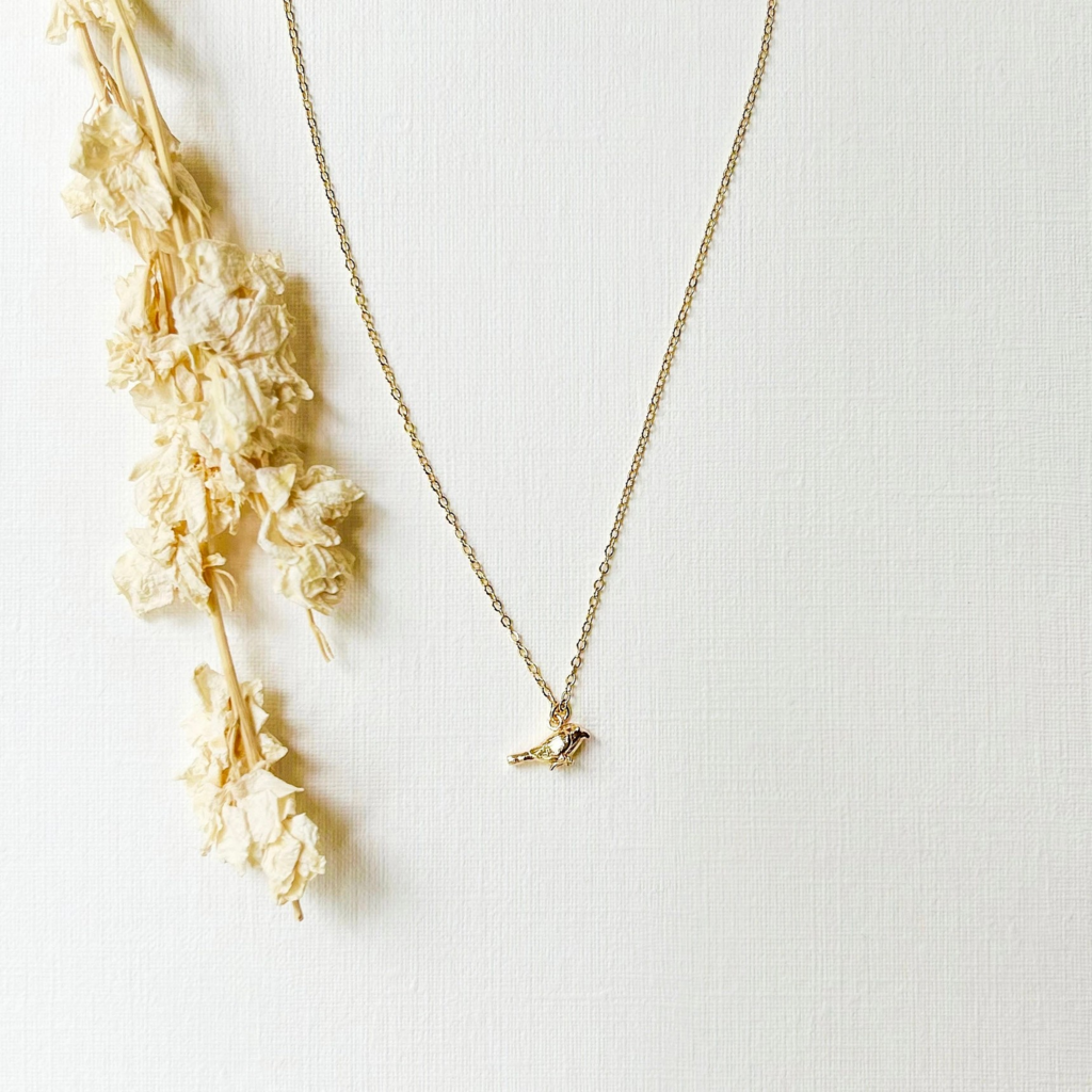 dainty bird necklace