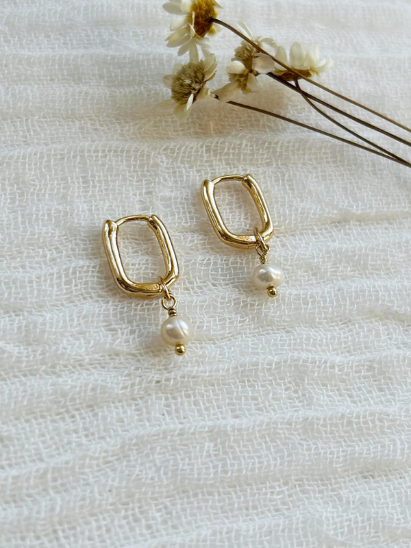 pearl charm oval hoops