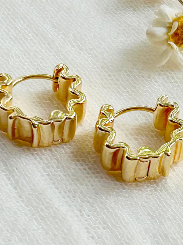 gold wave huggie hoops
