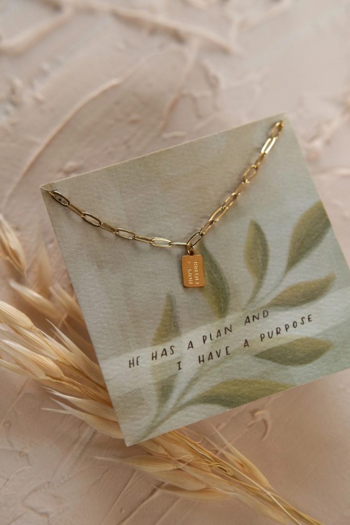hope + future mini tag necklace