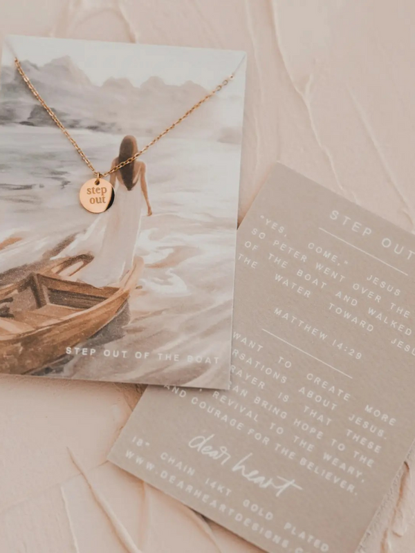 step out disc necklace