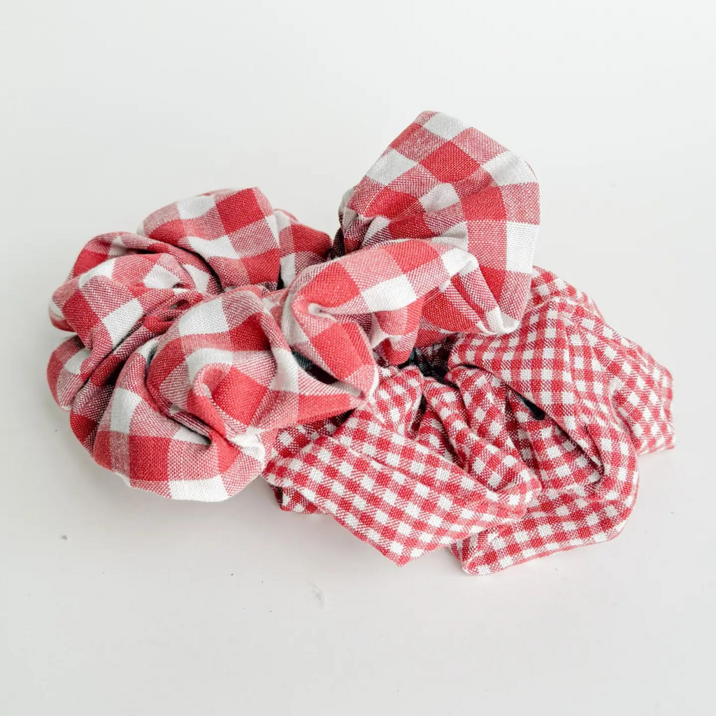 red gingham scrunchie set