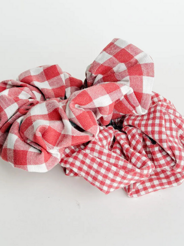 red gingham scrunchie set