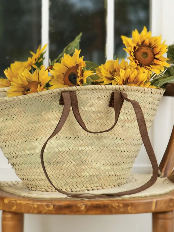 oval straw tote with leather straps