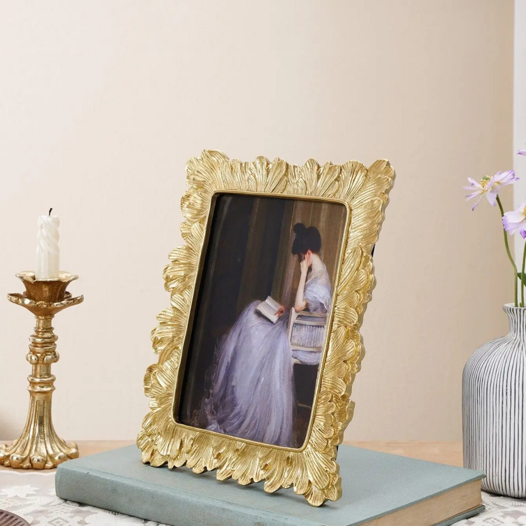 gold leaf decorative picture frame (4x6)