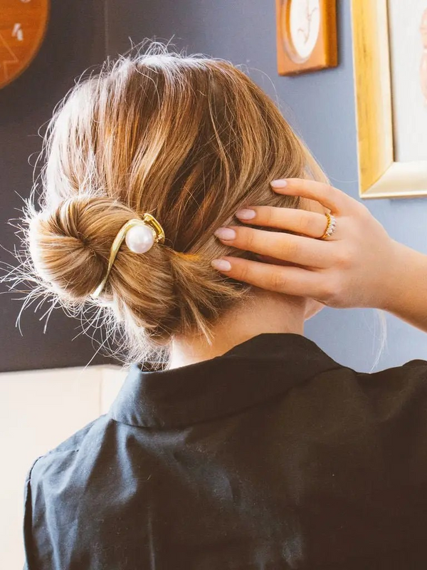 gold and pearl hair pin