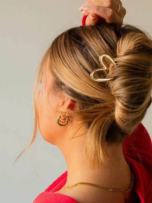 gold heart hair pin