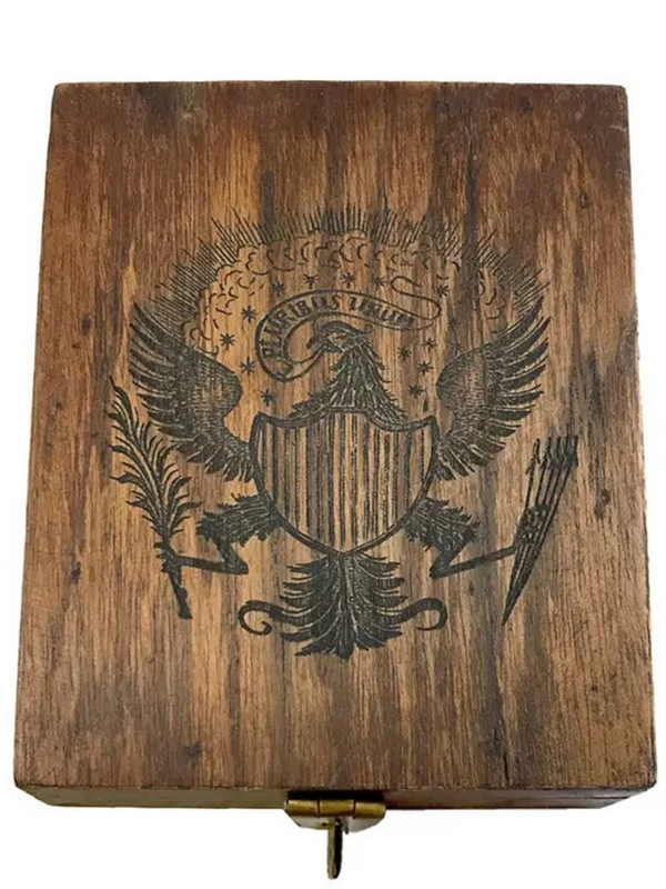 etched eagle solod wood playing card storage box 4-5/8"