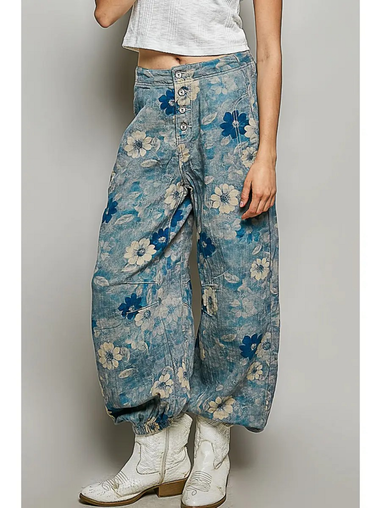 navy & floral jogger pants