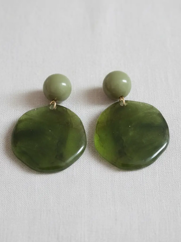Vintage Resin Irregular Circle Stud Earrings