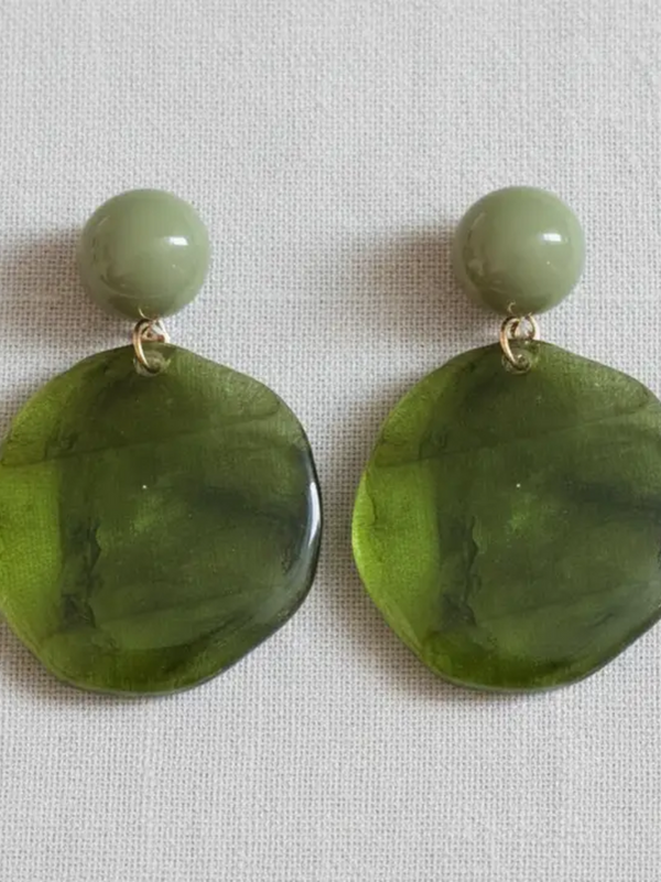 Vintage Resin Irregular Circle Stud Earrings