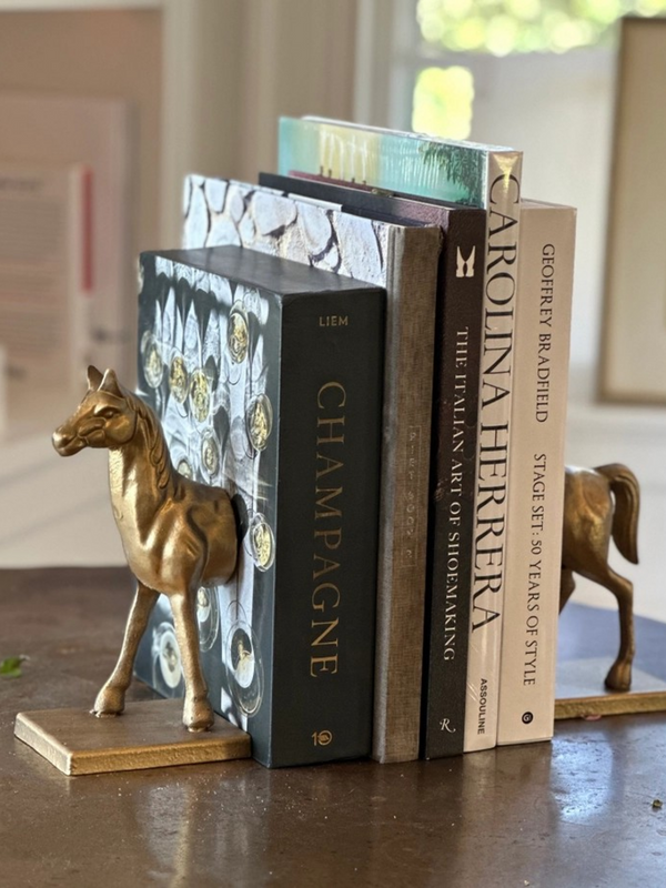 horse head decorative bookend set