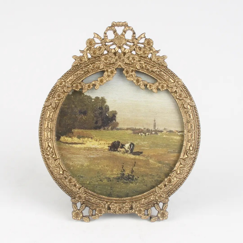 antique gold ornate round photo frame