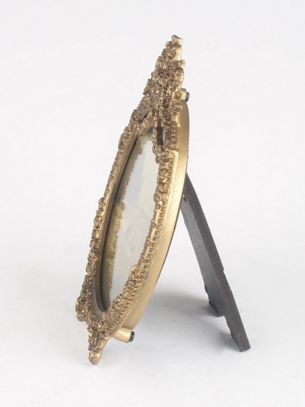 antique gold ornate round photo frame