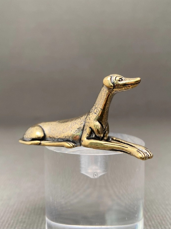 brass dog surface decor