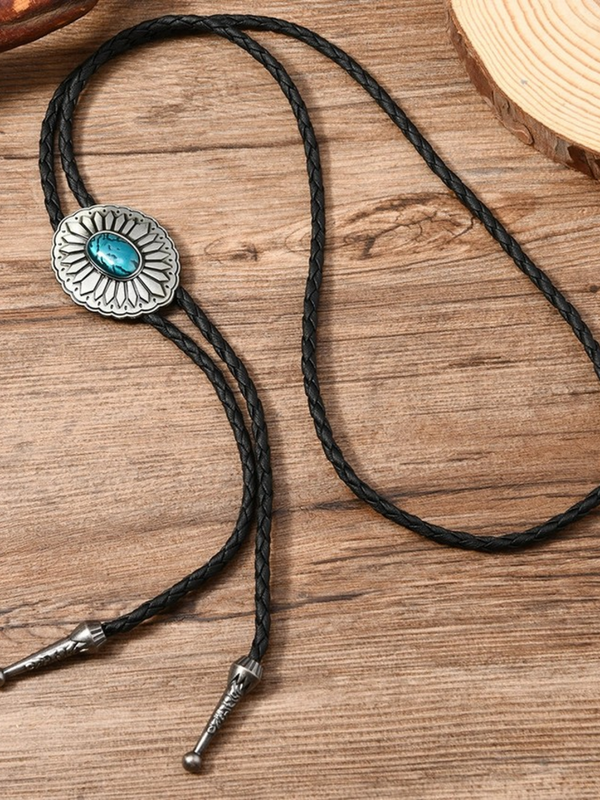 Western Turquoise Oval Bolo Tie Necklace