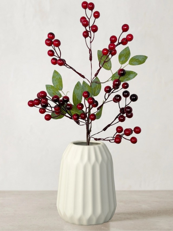 19" lodge berry pick with leaves in deep red