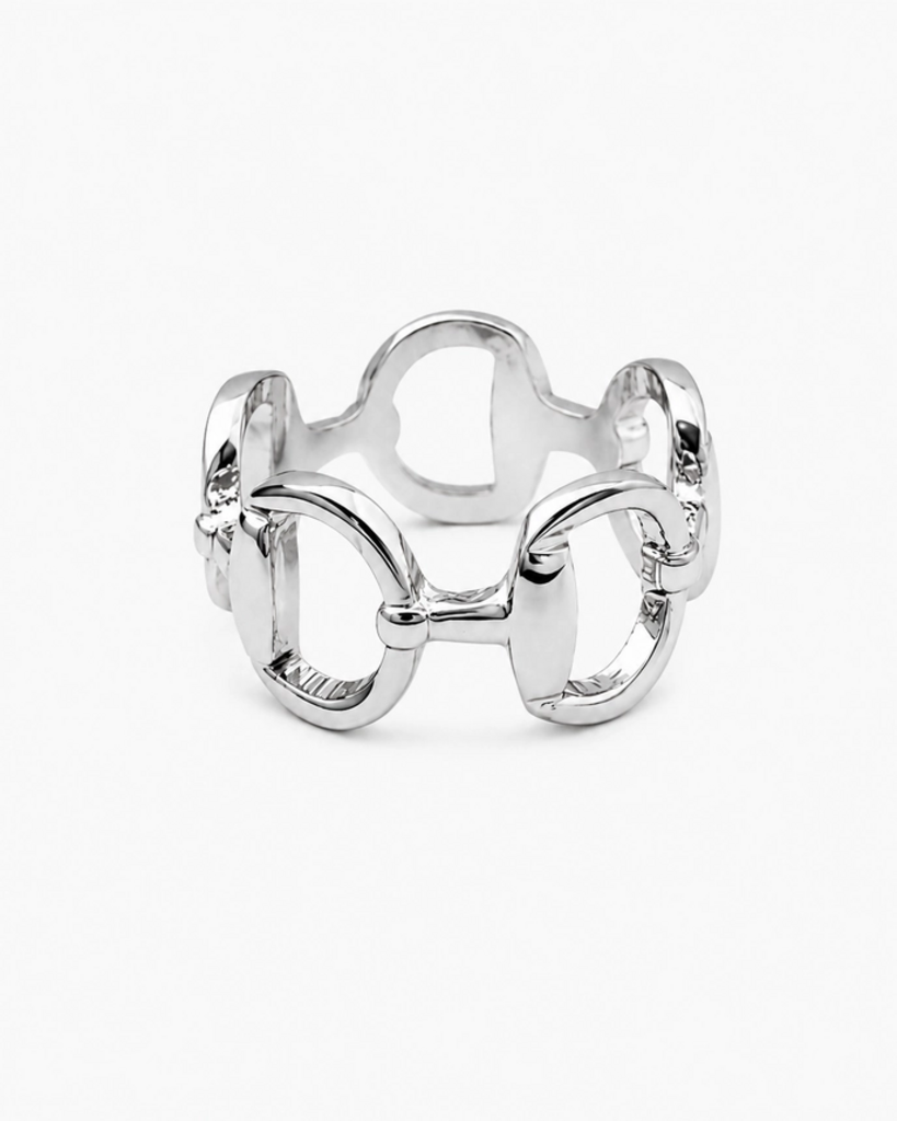 horsebit link statement band ring
