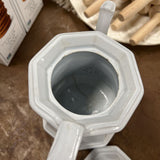 pitcher with lid